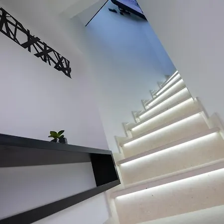 Mezza Luna: Chic Apartamento Split